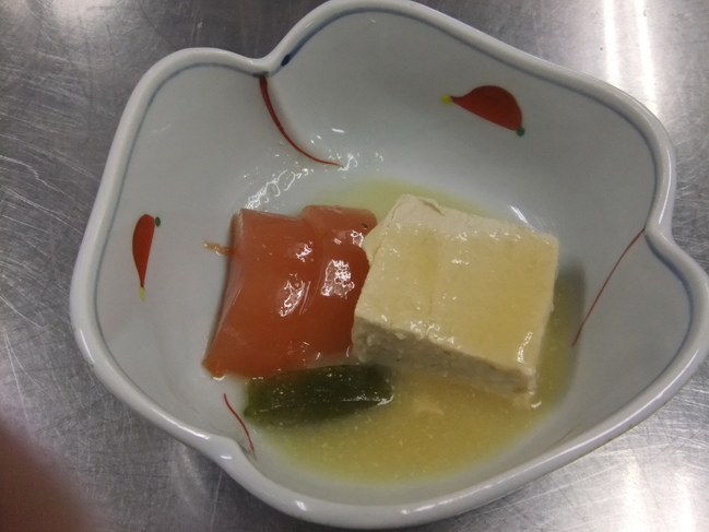 給食3